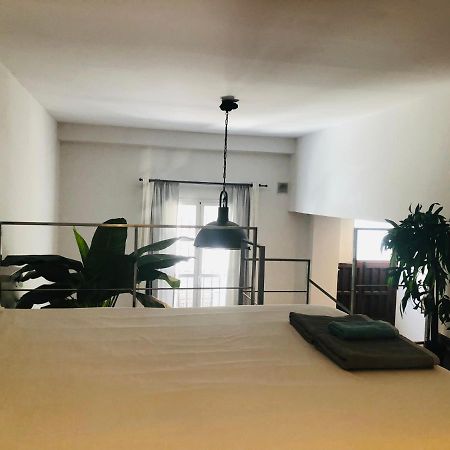 Apartament Lujoso Loft A 2Min A Pie Del Casco Historico Sewilla Zewnętrze zdjęcie