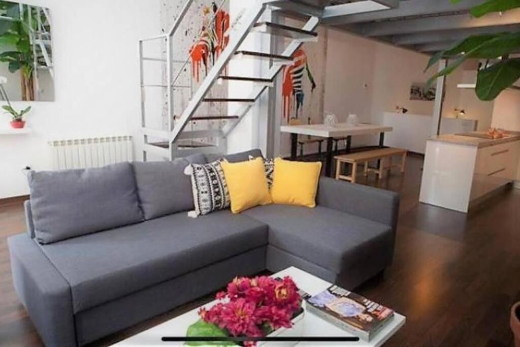 Apartament Lujoso Loft A 2Min A Pie Del Casco Historico Sewilla Zewnętrze zdjęcie