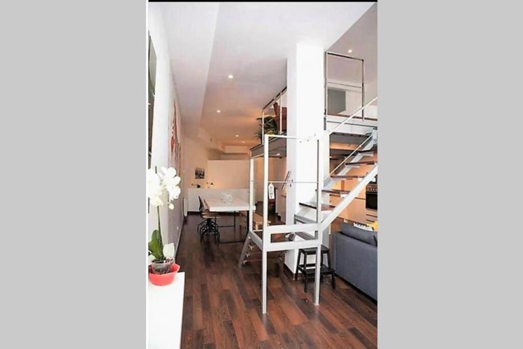 Apartament Lujoso Loft A 2Min A Pie Del Casco Historico Sewilla Zewnętrze zdjęcie