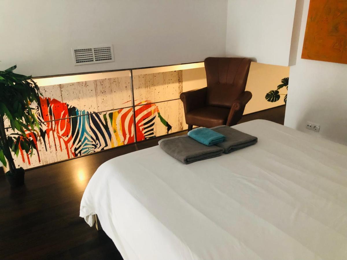 Apartament Lujoso Loft A 2Min A Pie Del Casco Historico Sewilla Zewnętrze zdjęcie